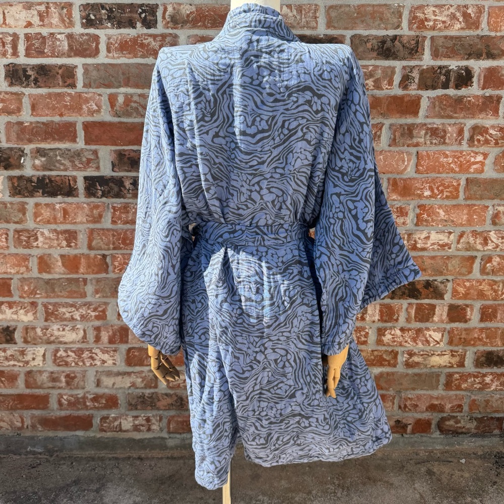 SOLD ELSEWHERE NWT Calme by Johnny Was blue patterned thigh length kimono / XS - Picture 8 of 14